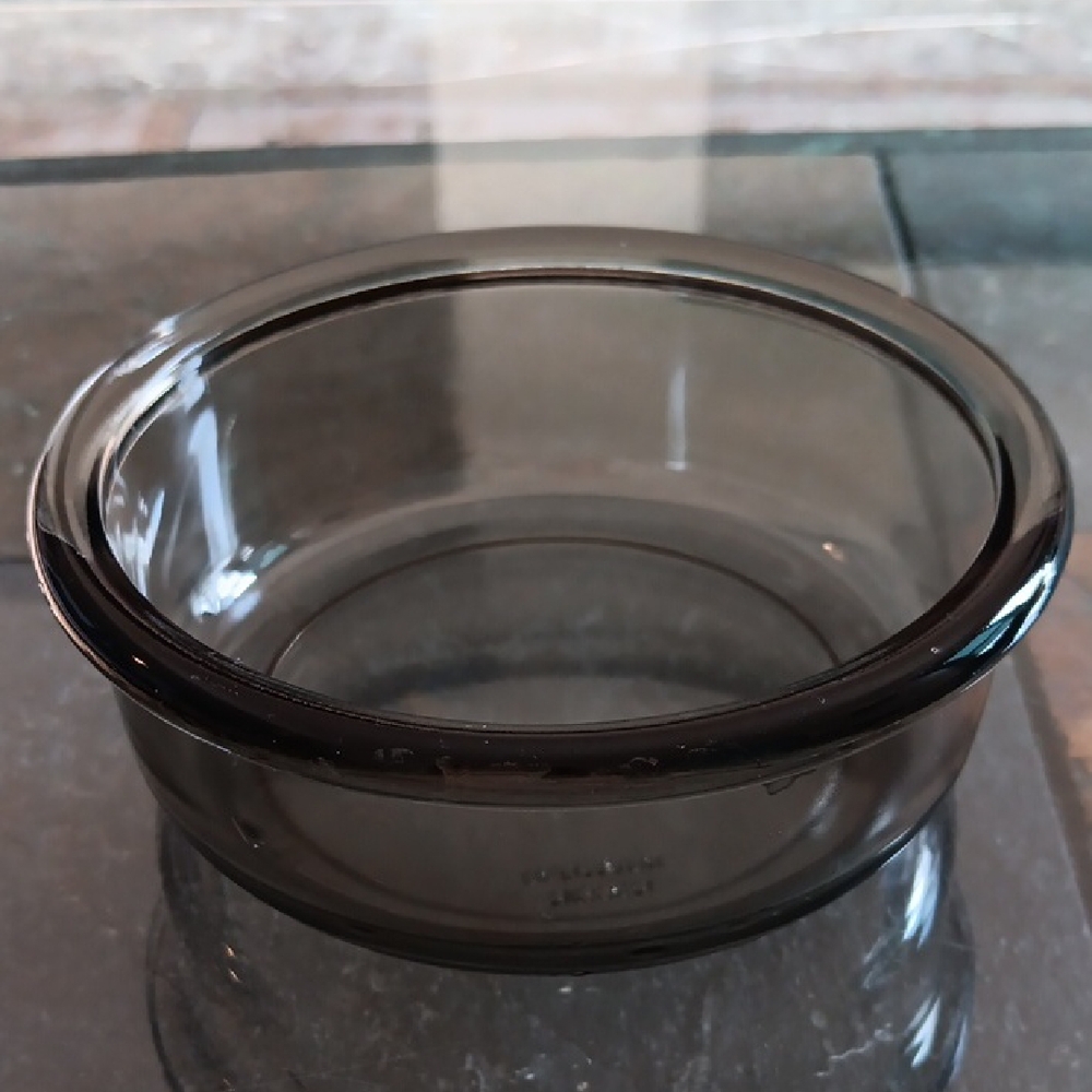 NISSEN DENMARK SMOKY GLASS BOWL